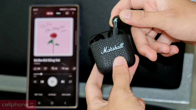 Tai nghe Bluetooth Marshall Minor IV - Chất âm xuất sắc, thời lượng pin ấn tượng