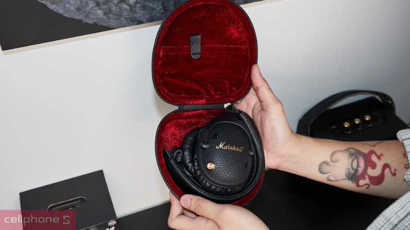 Công nghệ tai nghe chụp tai Marshall Motif III A.N.C