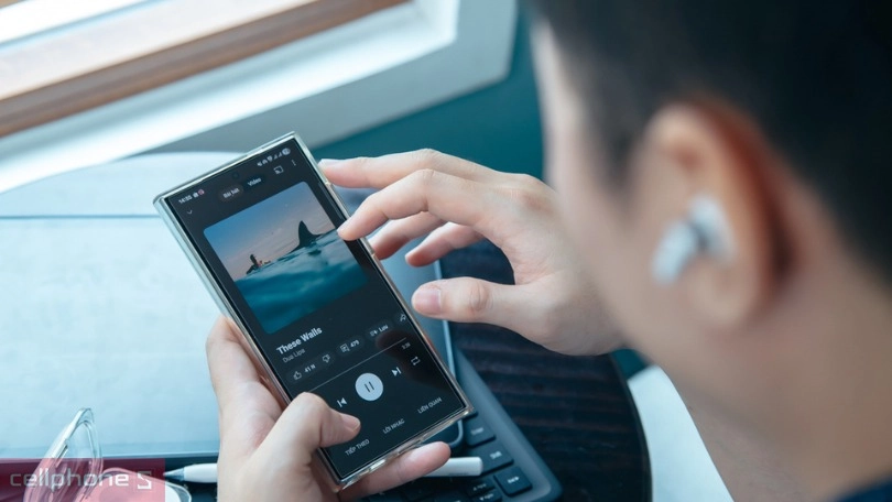 Dung lượng pin của tai nghe Bluetooth Nothing Ear (a)