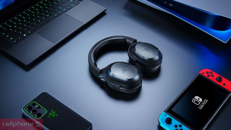 Khả năng kết nối của tai nghe chụp tai Razer Barracuda X