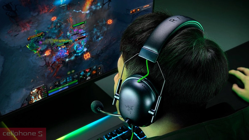 Tai nghe chụp tai có dây Razer BlackShark V2 X USB - Kiểu dáng năng động, chất âm lôi cuốn