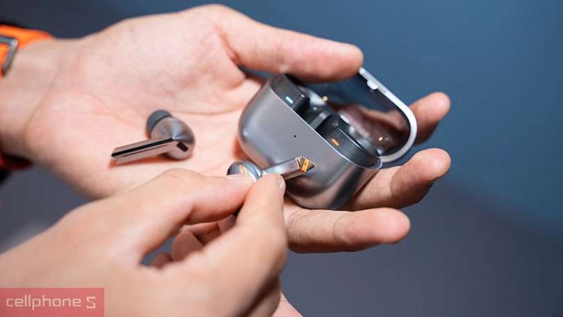 Điều khiển Samsung Buds 3