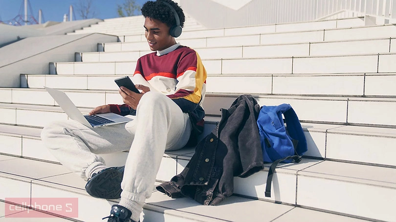 Kết nối tai nghe Sony WH-CH520