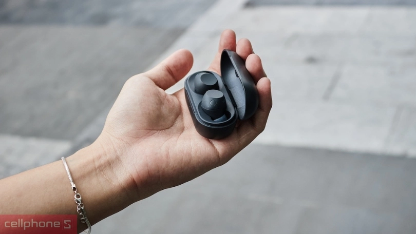 Thiết kế tai nghe không dây Sony WF-C710N