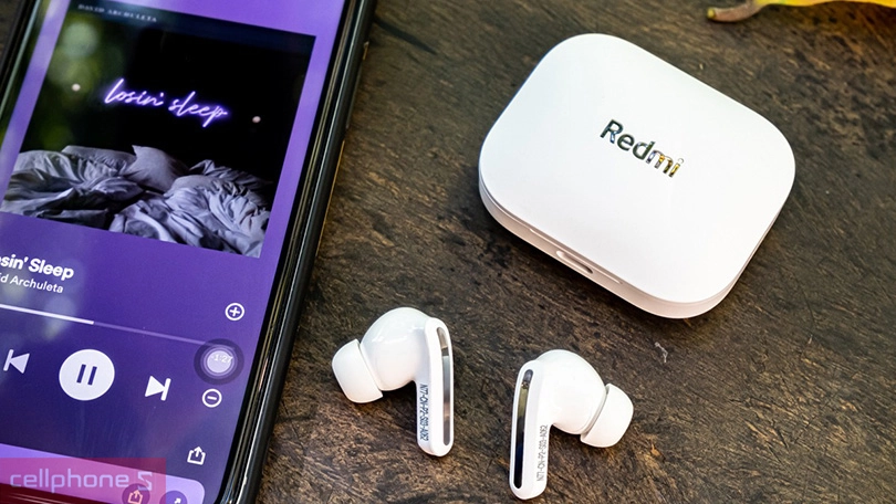 Khử ông trên tai nghe Xiaomi Redmi Buds 5