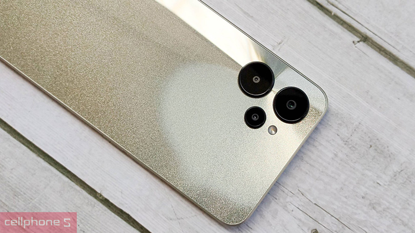 Camera sử dụng cảm biến chính 50MP