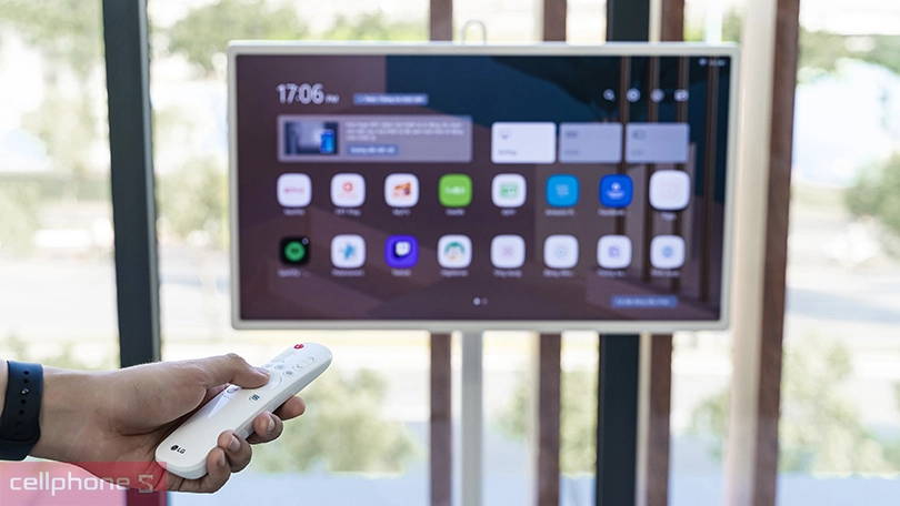 Smart Tivi di động LG Stanby Me 27inch