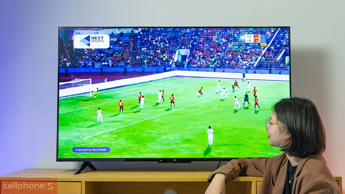 TV độ phân giải cao mang lại hình ảnh sắc nét TV thể hiện hình ảnh sắc nét, màu sắc chuẩn