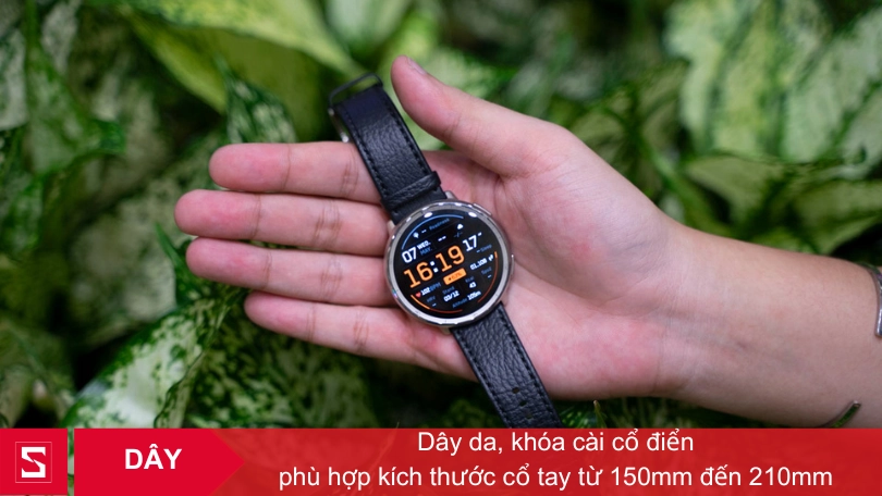 Thiết kế dây đeo của đồng hồ thông minh Amazfit Active 2 Premium Sapphire dây da