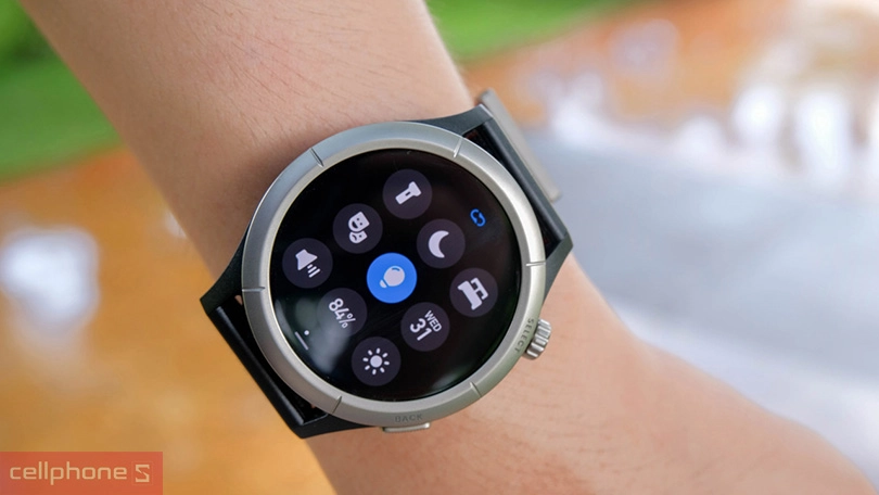 Định vị chính xác quãng đường chạy bộ với hệ thống GPS bằng tần kép