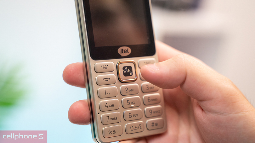 Điện thoại Itel 9310 4G có giá bao nhiêu?