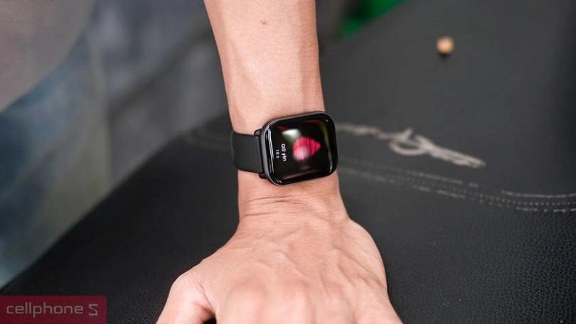 Đồng hồ thông minh Amazfit Active - Thiết kế gọn nhẹ, hoạt động bền bỉ