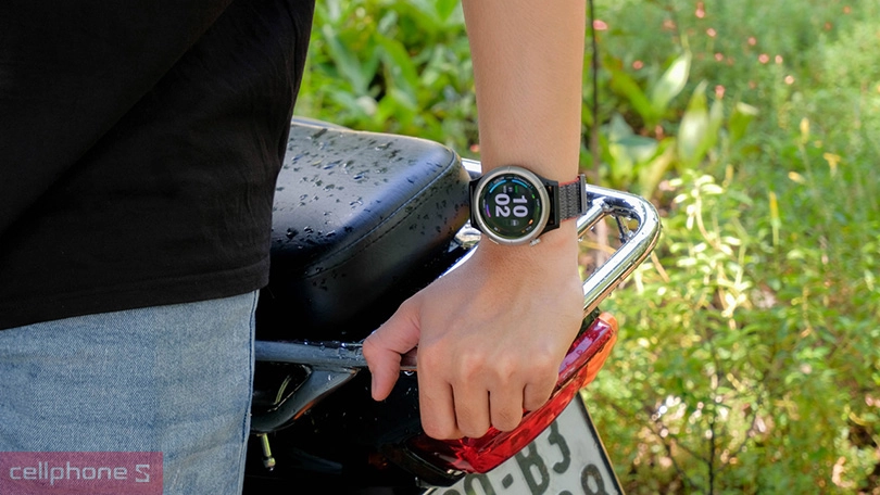 Đồng hồ thông minh Amazfit Cheetah Pro