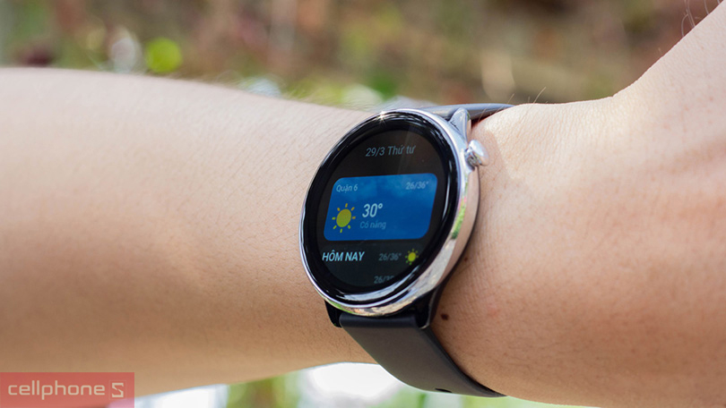 Thời lượng pin cùng khả năng kháng nước vượt trội