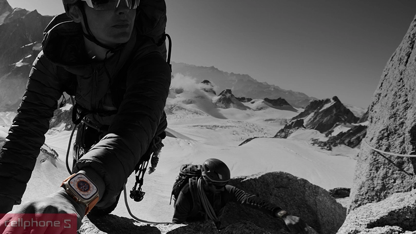 Apple Watch Ultra 49MM (4G) - Viền Titan Dây Vải Cỡ Nhỏ