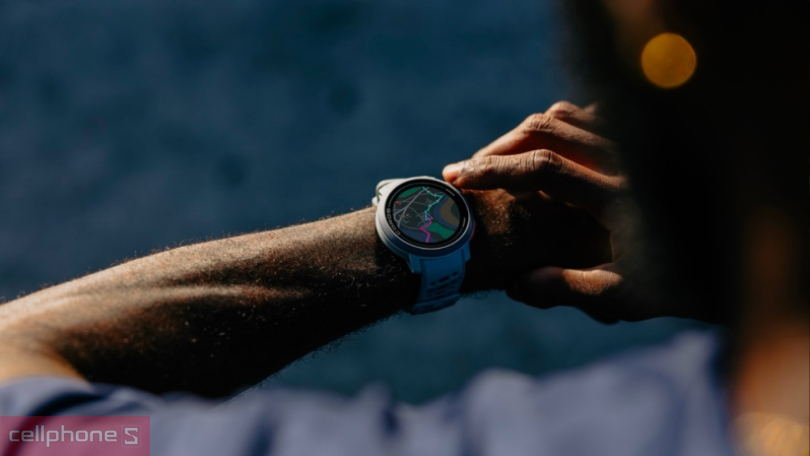 Khả năng hỗ trợ luyện tập, định vị của đồng hồ thông minh Coros Pace Pro