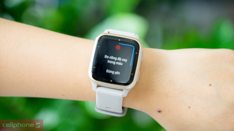 Hỗ trợ 1600+ bài tập tùy chỉnh và Garmin Coach