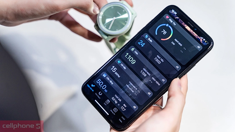 Đồng hồ thông minh Garmin Vivomove Sport