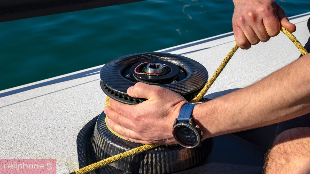 Các tính năng chuyên dụng tích hợp kèm trên đồng hồ thông minh Garmin quatix 8