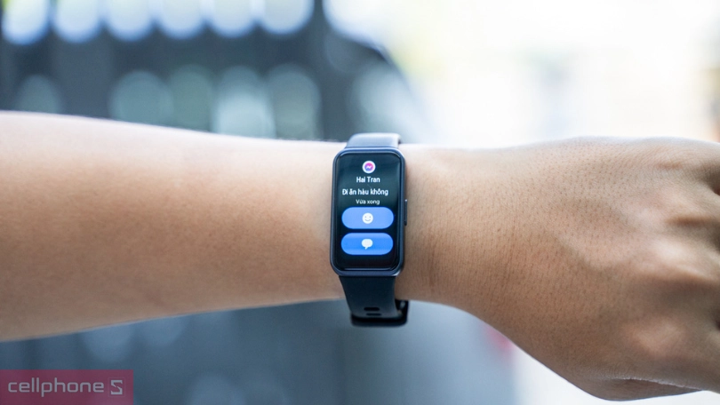 Hình ảnh thực tế vòng đeo tay Huawei Band 10