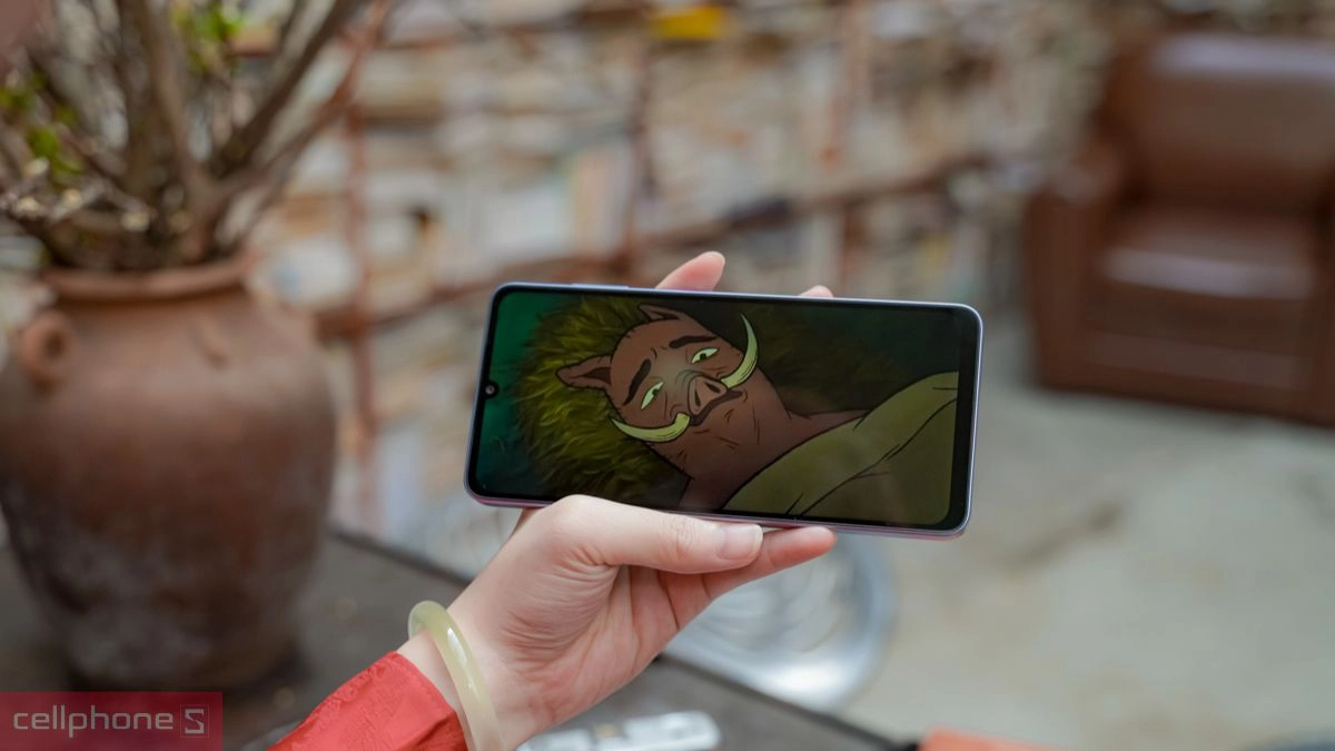 Màn hình 6.7 inch 120Hz hiển thị mượt mà