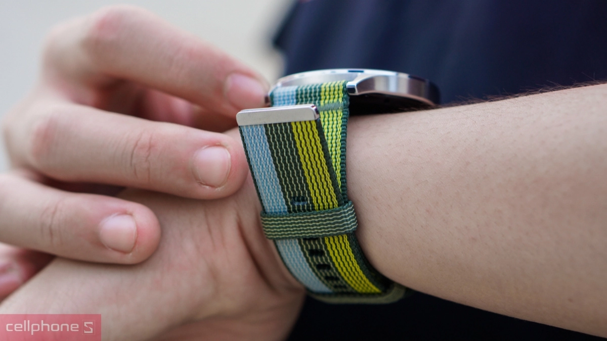 Thời lượng pin lên đến 10 ngày, không cần sạc pin hàng ngày