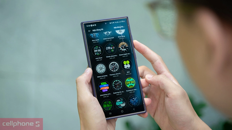 Đồng hồ thông minh Oppo Watch X - Thiết kế khung thép không gỉ cùng mặt kính sapphire cao cấp