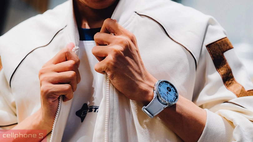 Samsung Galaxy Watch 6 Classic 43mm – Đồng hồ thông minh ấn tượng