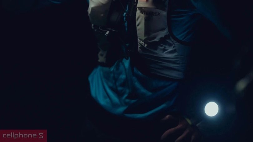 Vì sao nên mua đồng hồ thông minh Suunto Race?