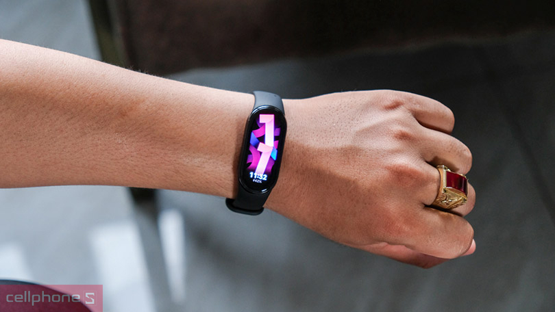 Vòng đeo tay thông minh Xiaomi Mi Band 8 - Kiểu dáng năng động, đa dạng tính năng