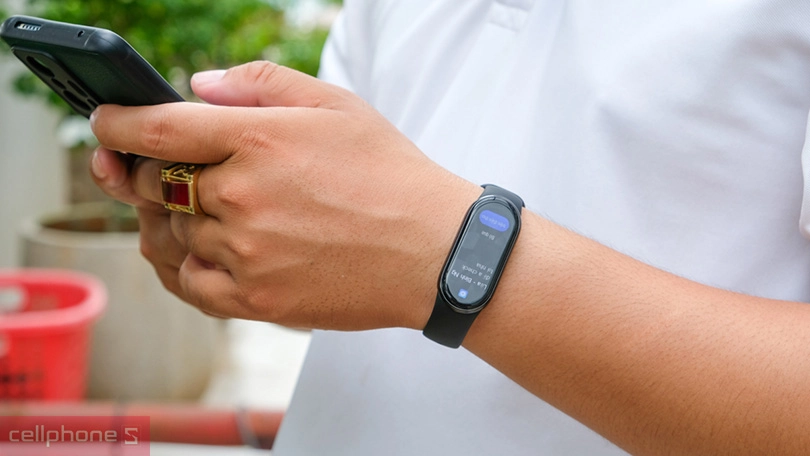 Bền bỉ với chuẩn chống nước, chống bụi cao cấp