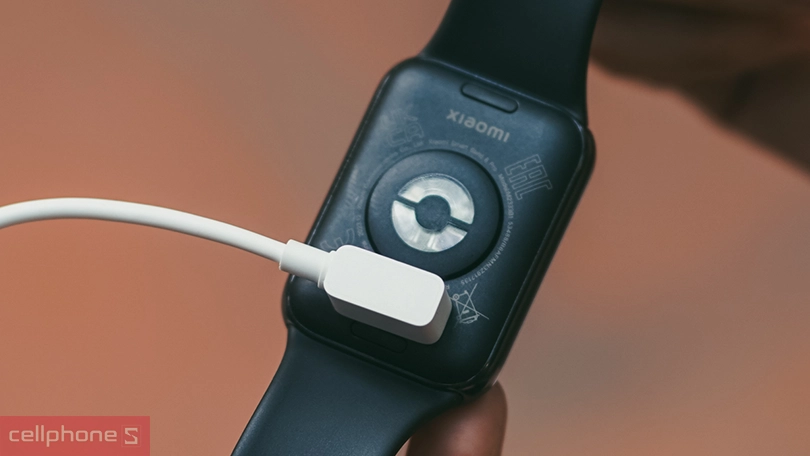 Vòng đeo tay thông minh Xiaomi Mi Band 8 Pro - Thiết kế sang trọng