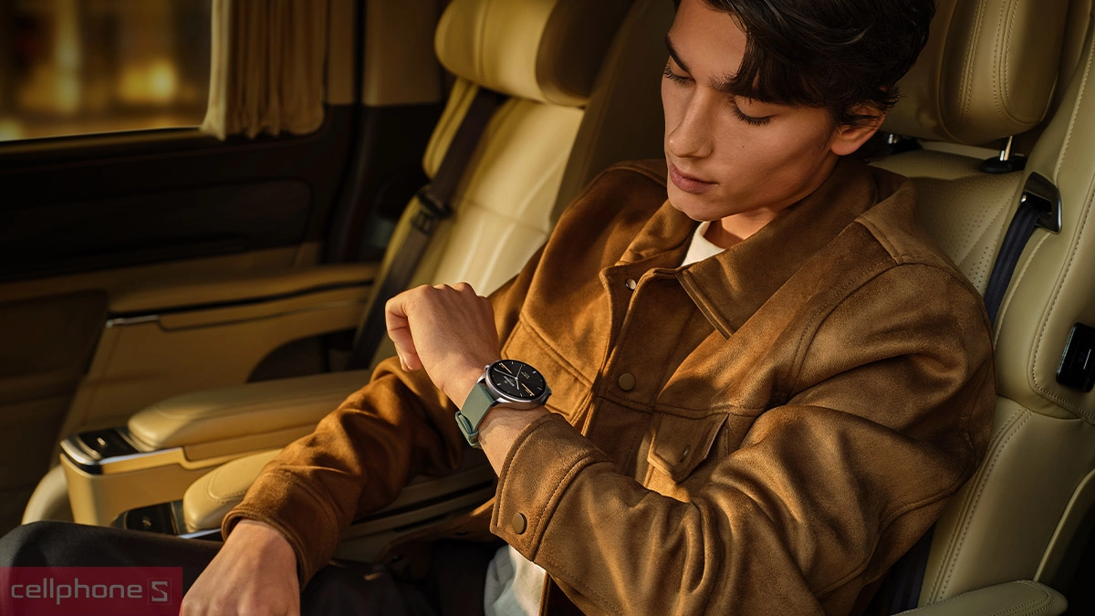 Màn hình AMOLED 1.54 inch, viền mỏng chỉ 2.6 mm