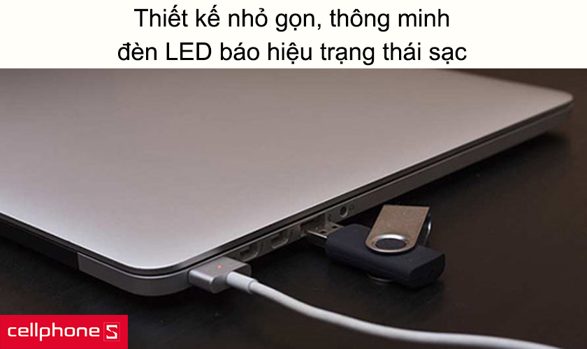 Thiết kế nhỏ gọn, thông minh, đèn LED báo hiệu trạng thái sạc