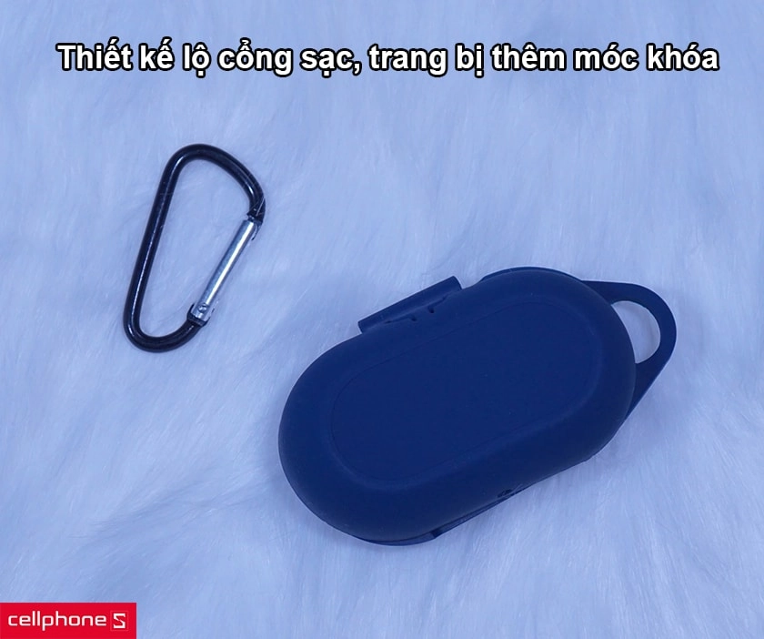Thiết kế lộ cổng sạc, trang bị thêm móc khóa