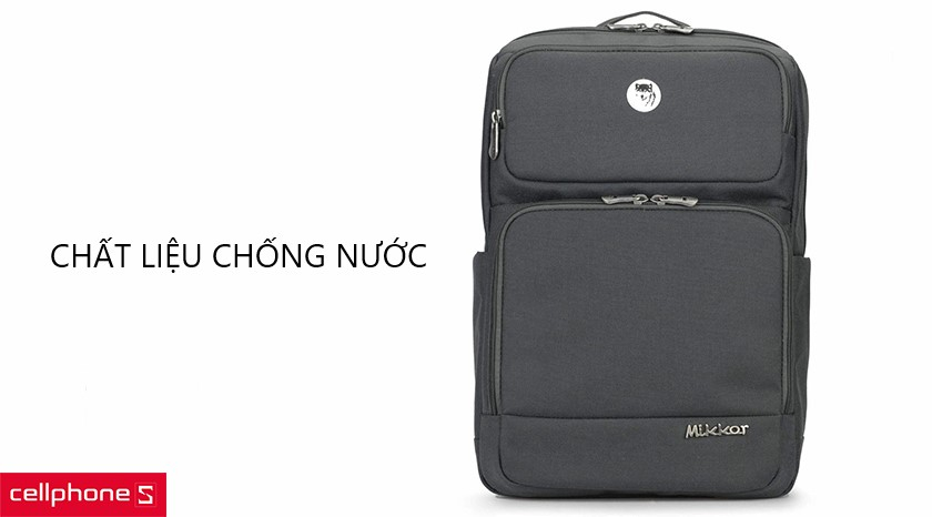 Thiết kế năng động, chất liệu vải Supertex chống thấm nước cao cấp