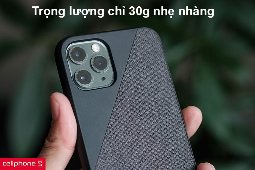 Trọng lượng chỉ 30g, mặt trong lót nhung