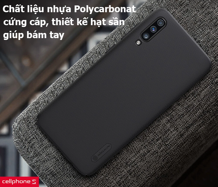 Chất liệu nhựa Polycarbonat cứng cáp, thiết kế hạt dạn sần