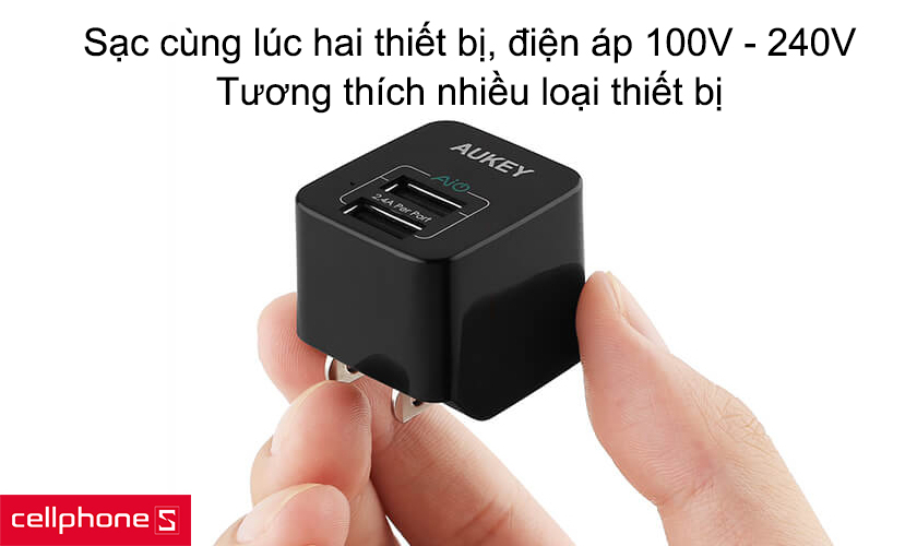 Sạc cùng lúc hai thiết bị, điện áp 100V - 240V, tương thích nhiều loại thiết bị