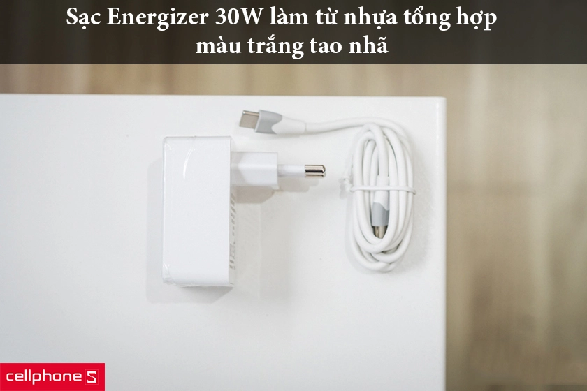 Sạc Energizer 30W AC11PFEUUCC3 làm từ nhựa tổng hợp, màu trắng tao nhã