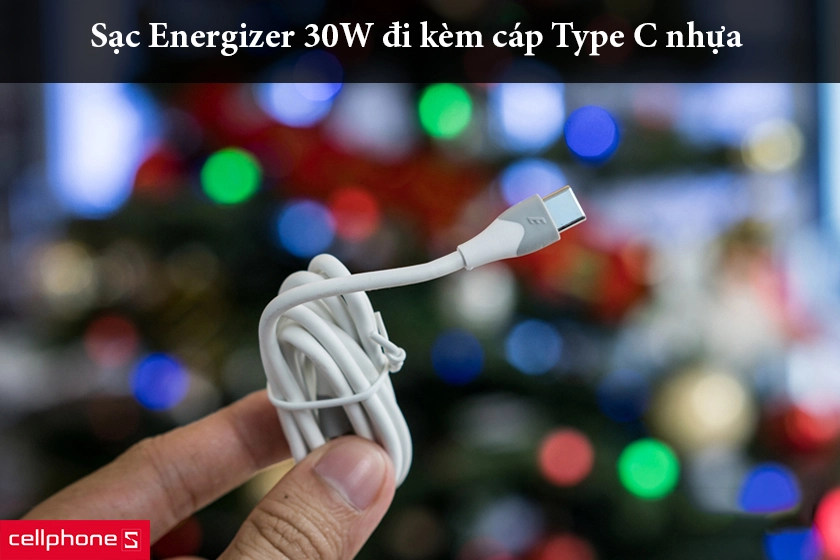 Sợi cáp cũng được bao bọc bởi chất liệu nhựa cao cấp