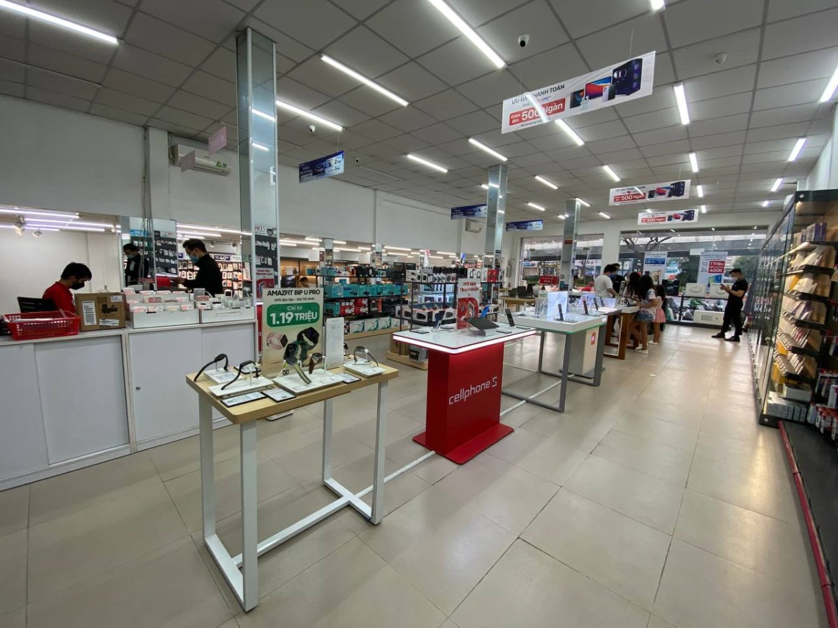 Ưu đãi ngày khai trương cửa hàng điện thoại - phụ kiện ở Bình Dương