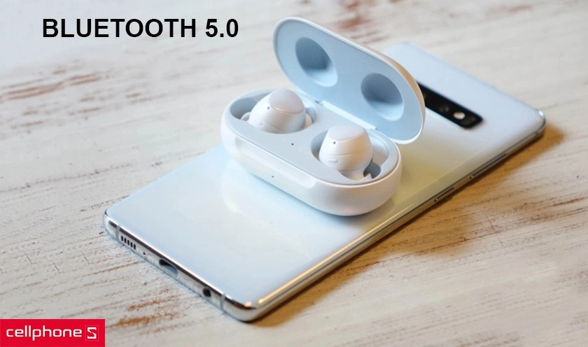 Kết nối nhanh chóng với bluetooth 5.0 cùng 8GB bộ nhớ trong