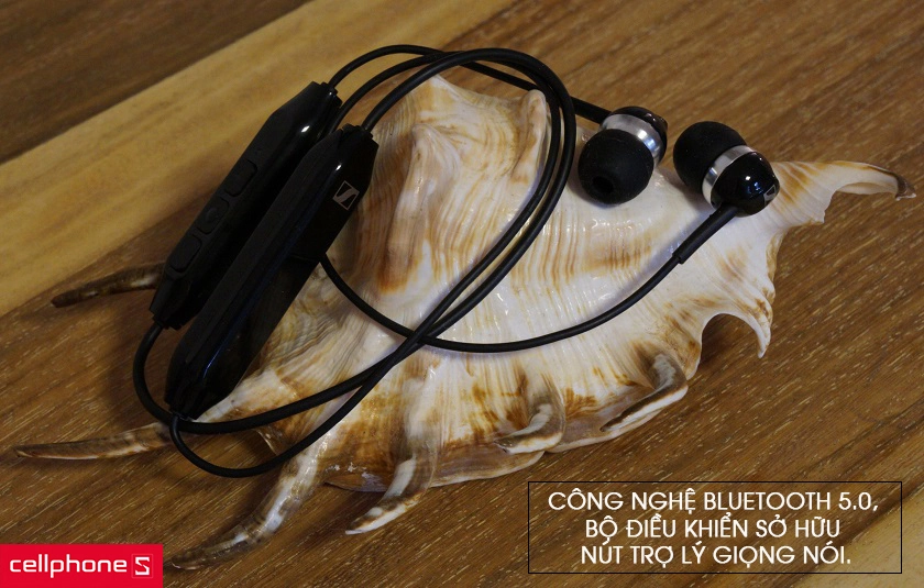 Công nghệ Bluetooth 5.0, bộ điều khiển sở hữu nút trợ lý giọng nói 
