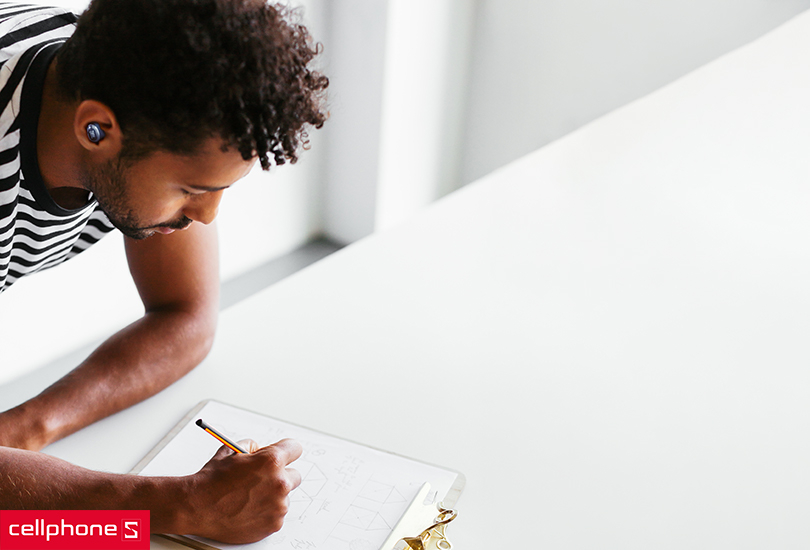 Chơi nhạc xuyên suốt ngày dài