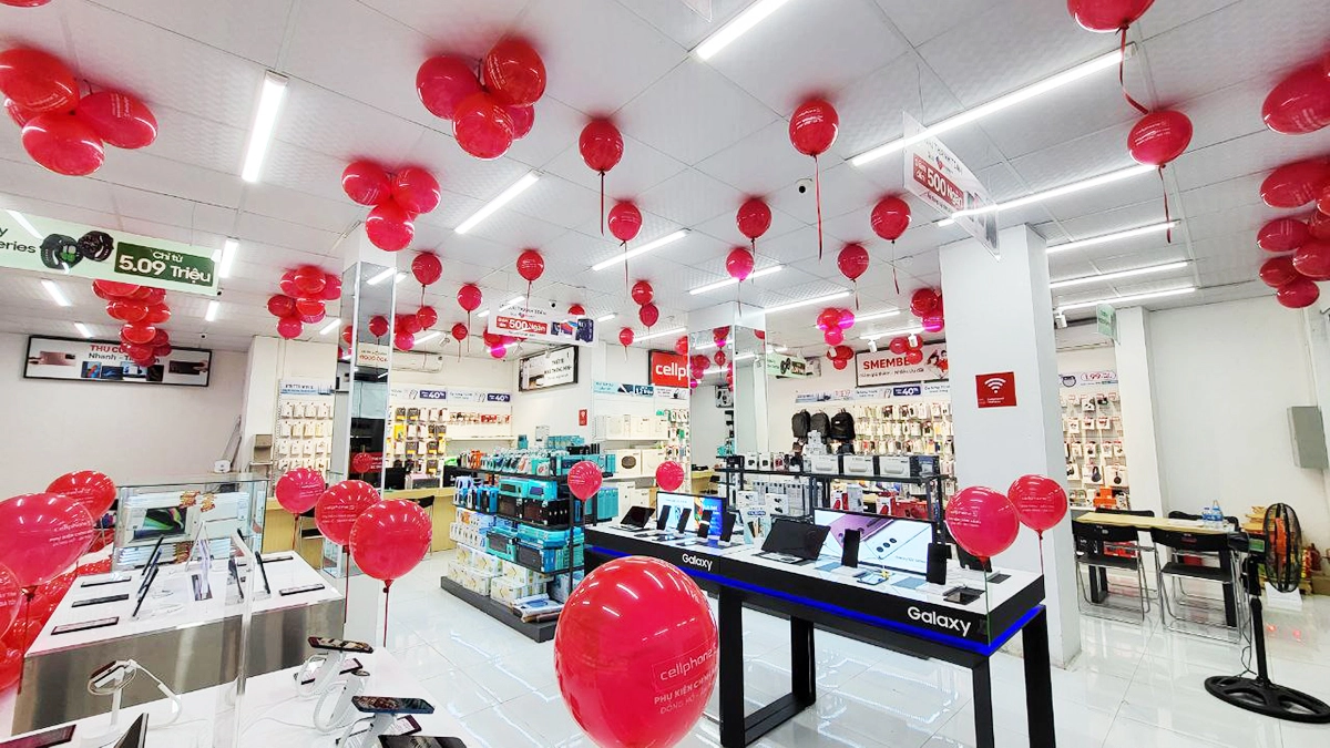 Tưng bừng khai trương CellphoneS 100 Cần Thơ giảm giá những gì?