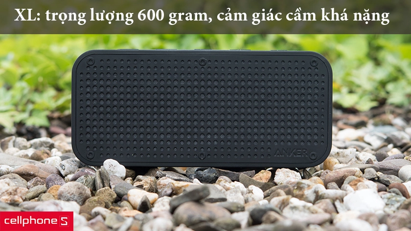 Thiết kế hình hộp, chống va đập tốt với trọng lượng 600 grams