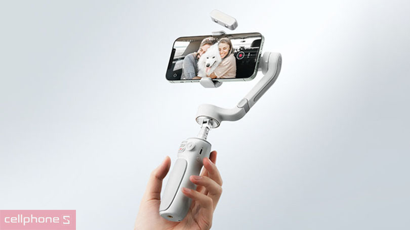 Đánh giá thiết kế tay cầm chống rung Zhiyun Q4