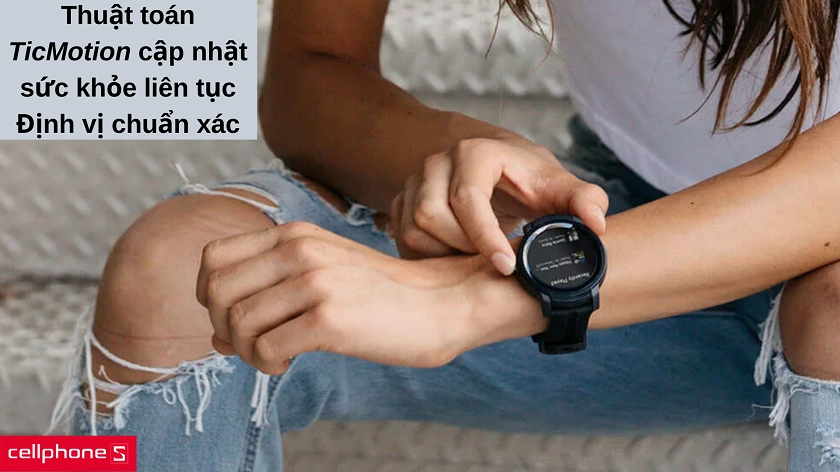 Cập nhật thông số sức khỏe liên tục, định vị GPS chuẩn xác