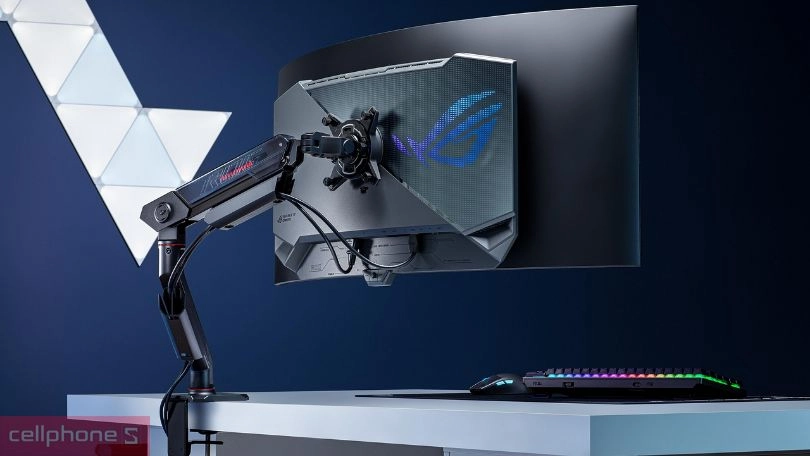 Chú ý đến trọng lượng màn hình và vệ sinh arm màn hình thường xuyên Chú ý đến trọng lượng màn hình và vệ sinh arm màn hình thường xuyên